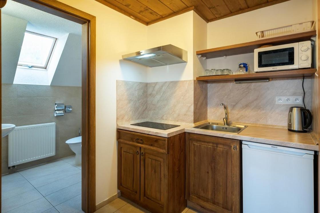 Apartmanovy Dom Vila Maros Pavcina Lehota  Ngoại thất bức ảnh