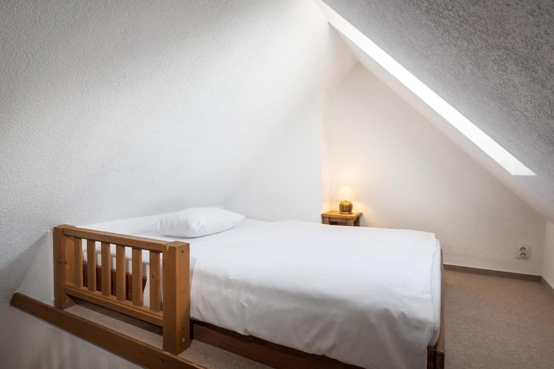 Apartmanovy Dom Vila Maros Pavcina Lehota  Ngoại thất bức ảnh