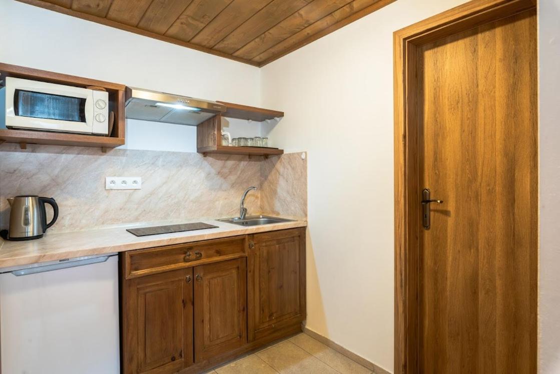 Apartmanovy Dom Vila Maros Pavcina Lehota  Ngoại thất bức ảnh